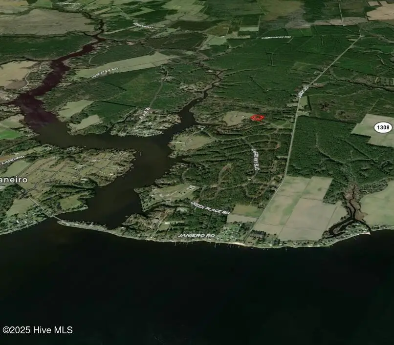 636 Southern Plantation Drive S, Oriental, NC 28571 - Image #2