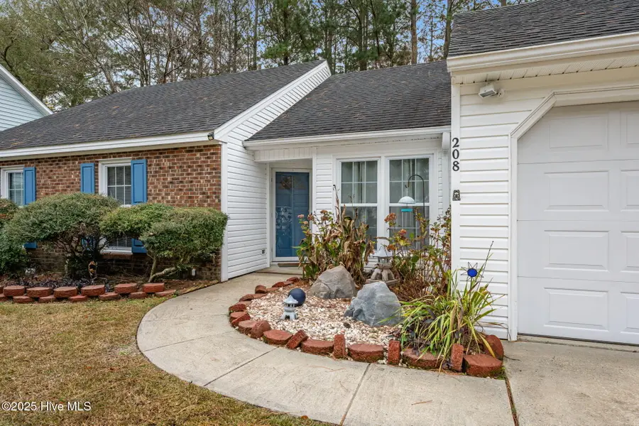 208 Rankin Court, New Bern, NC 28560 - Image #2