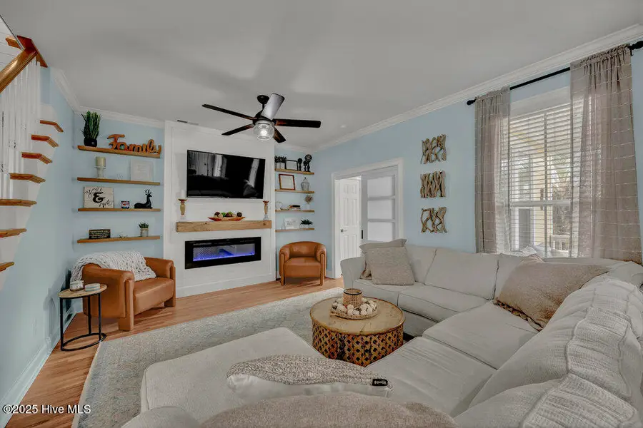 233 Silver Sloop Way, Carolina Beach, NC 28428 - Image #2