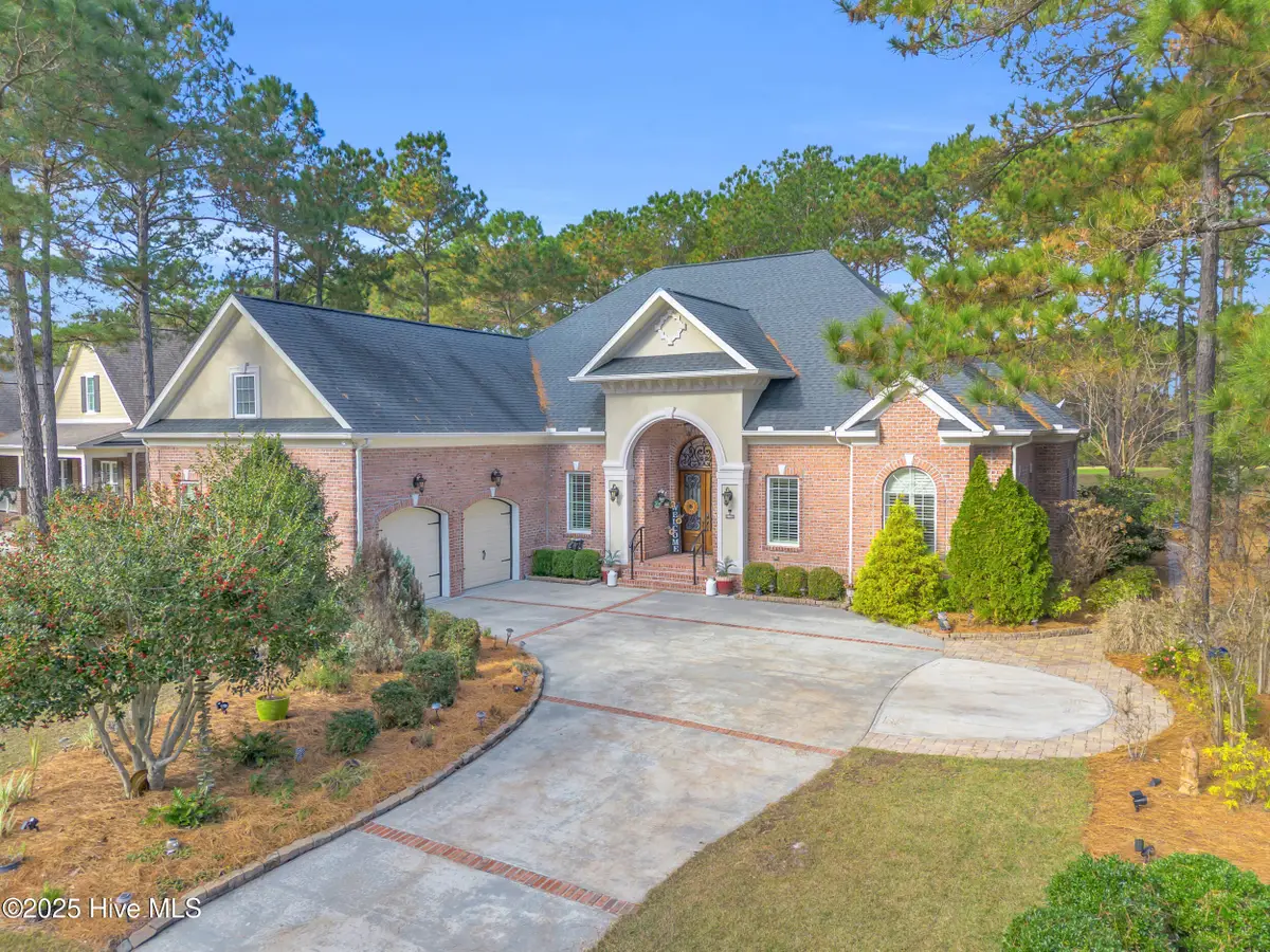 6239 Castlebrook Way Sw, Ocean Isle Beach, NC 28469 - Image #1