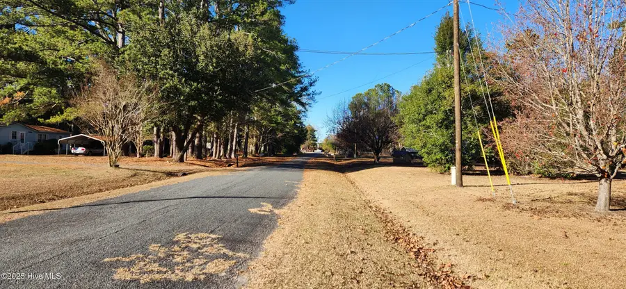 17841 Farmwood Drive, Laurinburg, NC 28352 - Image #2