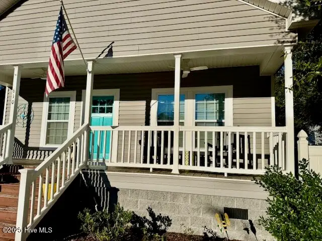 610 Fodale Avenue, Southport, NC 28461 - Image #2