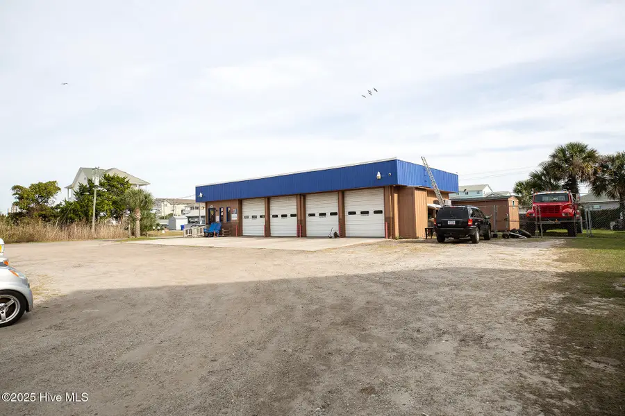 109 Sumter Avenue, Carolina Beach, NC 28428 - Image #3