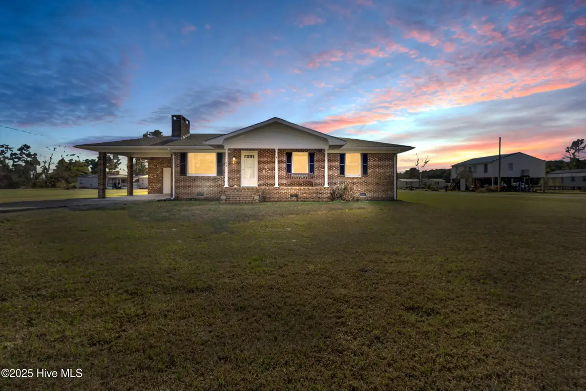 16 Elm Street, Vandemere, NC 28587 - Image #1