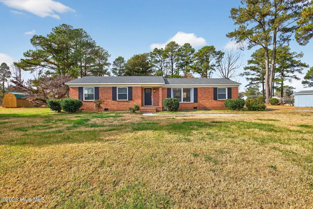 1607 Dellaire Drive, Elizabeth City, NC 27909 - Image #1
