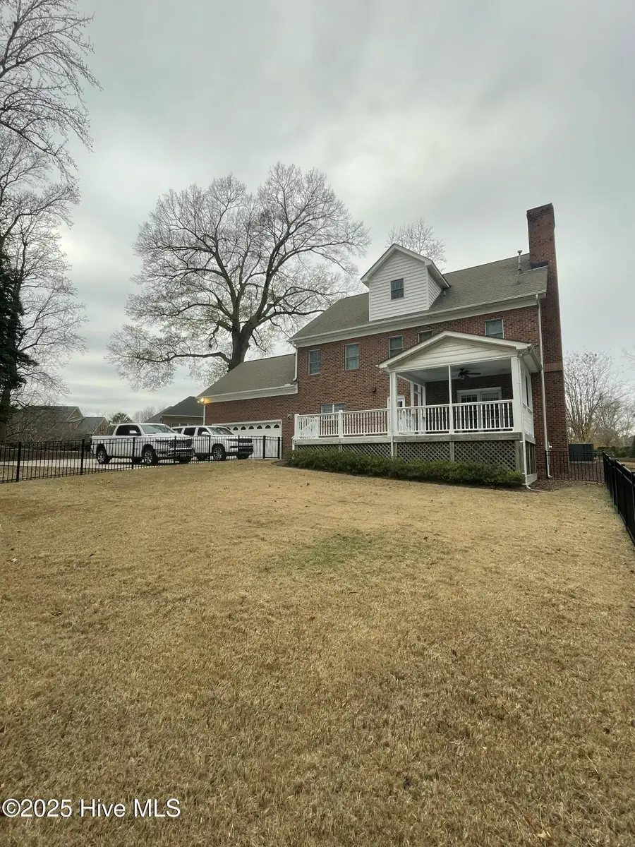 300 Silverleaf Court, Greenville, NC 27834 - Image #2