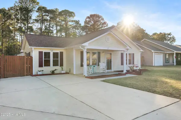 528 Brewster Lane, Wilmington, NC 28412