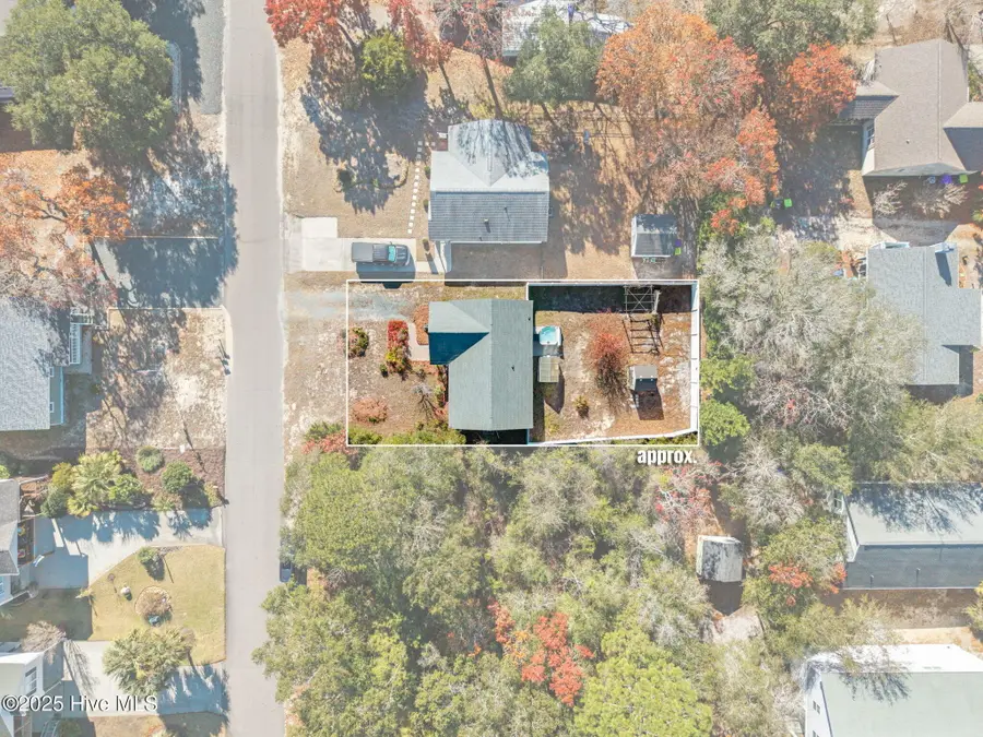 161 NE 7th Street, Oak Island, NC 28465 - Image #3