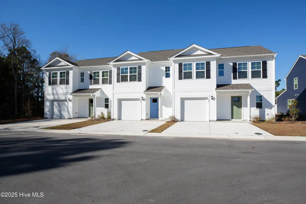 116 N Grassland Road #Th 17, Surf City, NC 28445 - Image #1