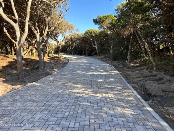 108 Roosevelt Reserve Park Place, Pine Knoll Shores, NC 28512