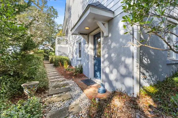 460 N Anderson Boulevard, Topsail Beach, NC 28445