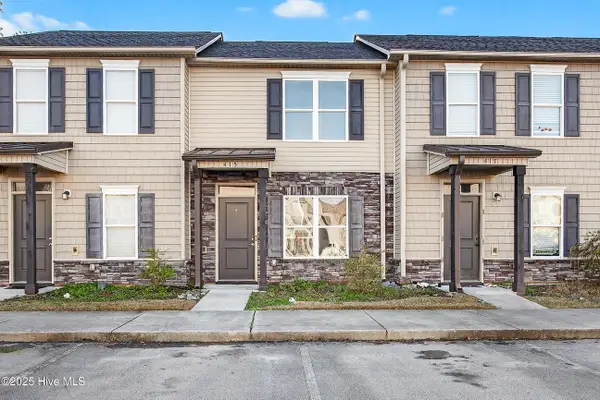 415 Sullivan Loop Road, Midway Park, NC 28544