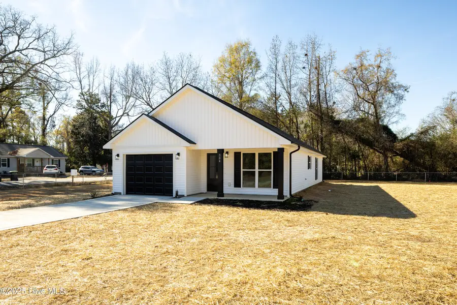 304 S West Street, Roseboro, NC 28382 - Image #2