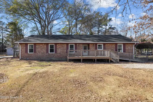 425 Washington Post Road, New Bern, NC 28562