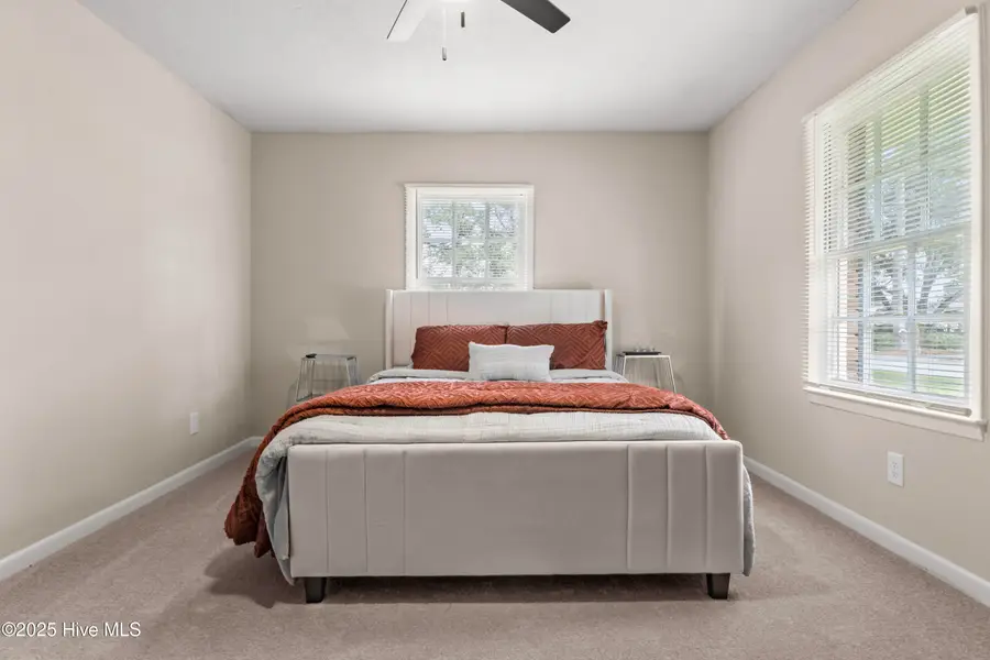 114 W Murray Street, Wallace, NC 28466 - Image #2