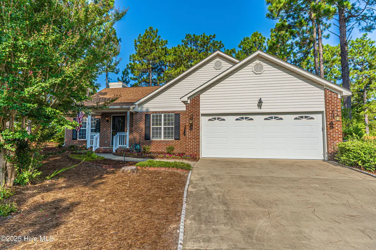 8 White Court, Pinehurst, NC 28374 - Image #1