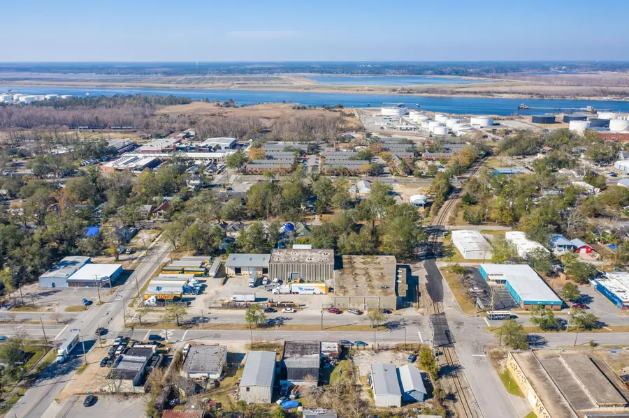 1403 S 5th Avenue, Wilmington, NC 28401 - Image #3