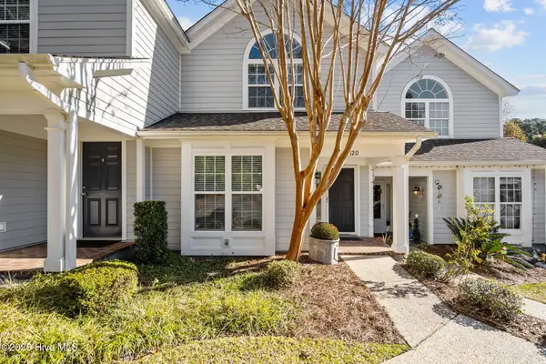 6211 Wrightsville Avenue #Apt 120, Wilmington, NC 28403