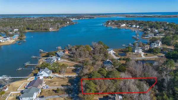 512 Chadwick Shores Drive, Sneads Ferry, NC 28460 - Image #2