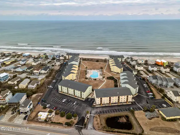 918 N New River Drive #322, Surf City, NC 28445
