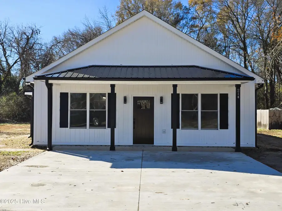214 E Railroad Street, La Grange, NC 28551 - Image #3