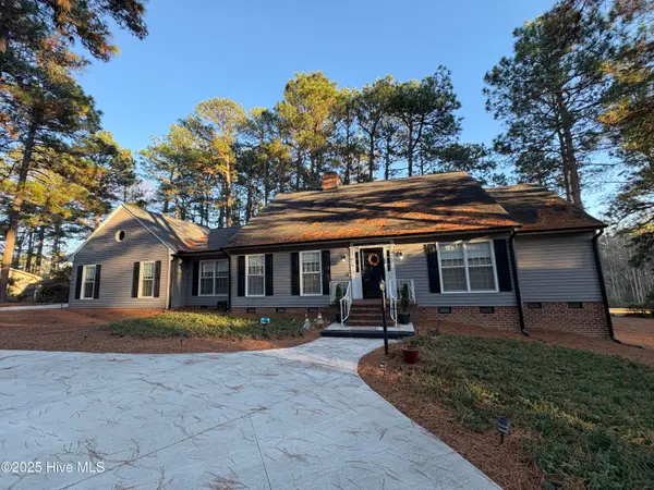 116 Oxford Court, Seven Lakes, NC 27376