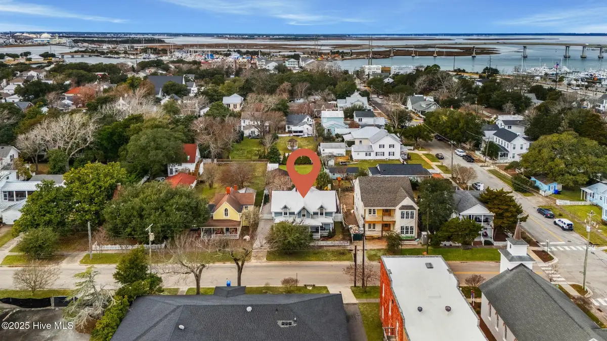 211 Turner Street, Beaufort, NC 28516 - Image #1