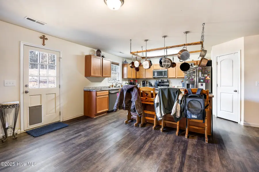 410 Paradise Lane, Carthage, NC 28327 - Image #2