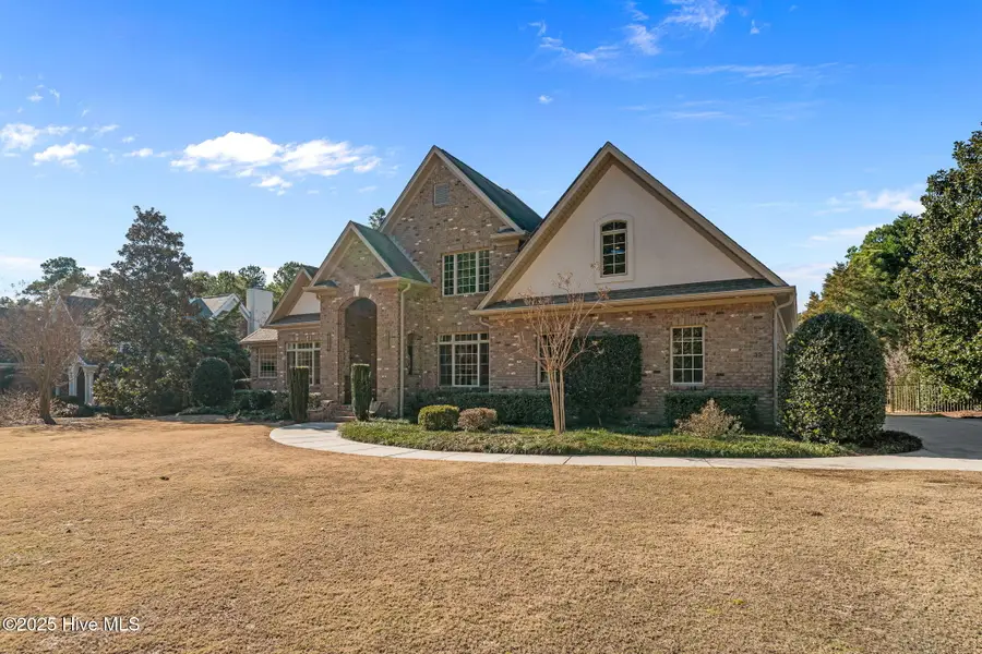 35 Glen Meadow Court, Pinehurst, NC 28374 - Image #3