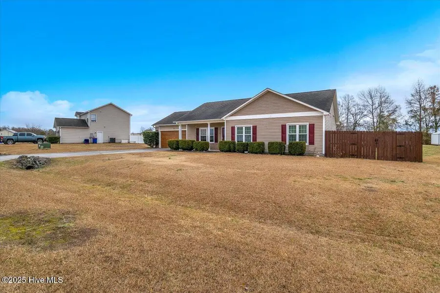 116 Hardin Drive, Maysville, NC 28555 - Image #2