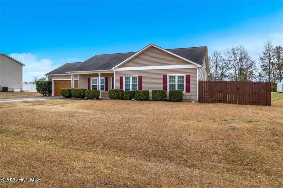 116 Hardin Drive, Maysville, NC 28555 - Image #3