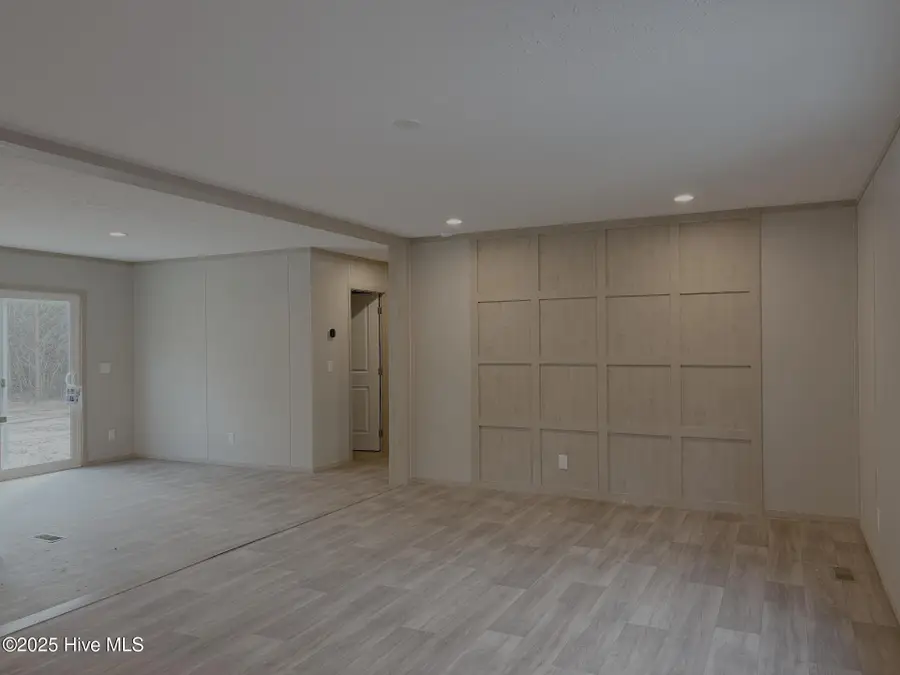 260 Tracy Drive, Burgaw, NC 28425 - Image #3