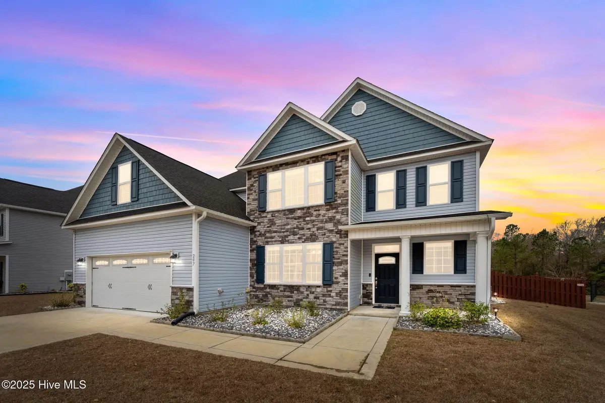 207 Knightheads Drive, Swansboro, NC 28584 - Image #1