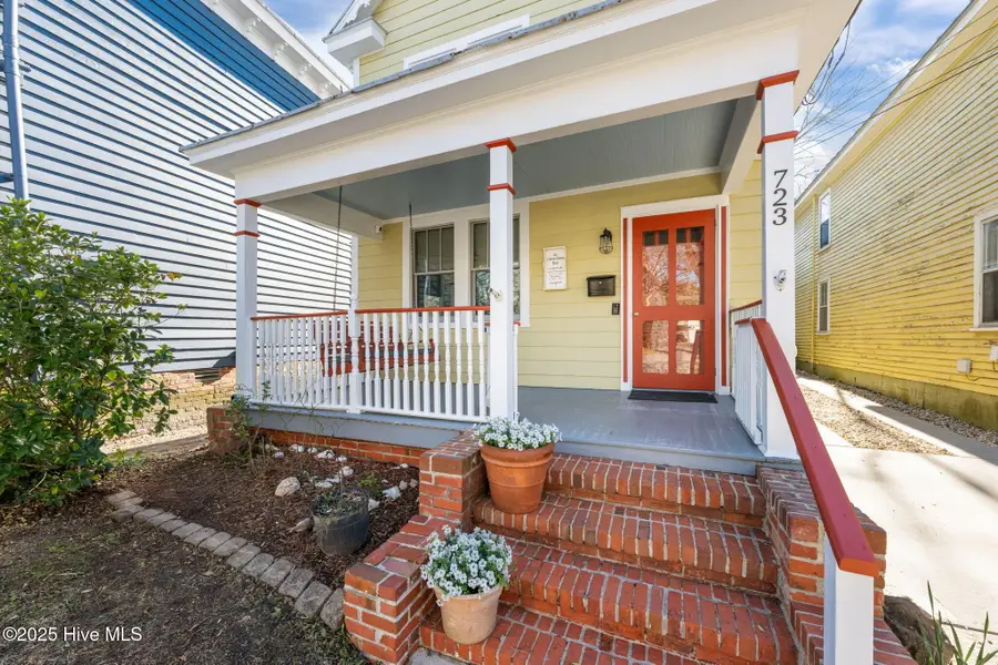 723 Pollock Street, New Bern, NC 28562 - Image #2