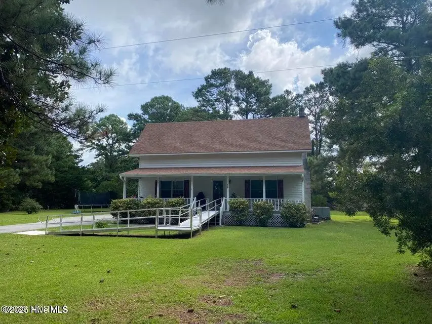 166 Lake Road, Beaufort, NC 28516 - Image #1