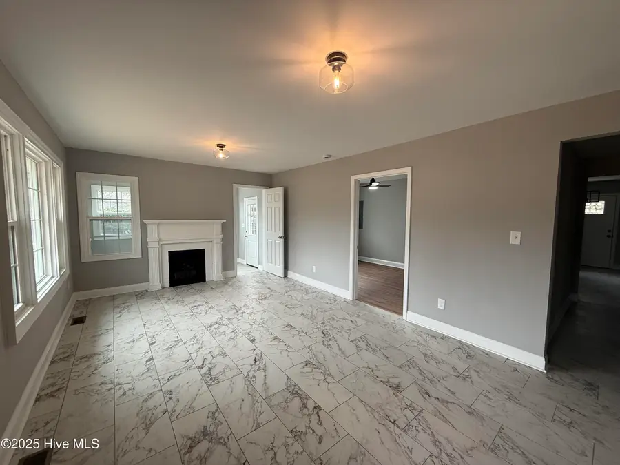 203 Stewart Avenue, Clinton, NC 28328 - Image #2