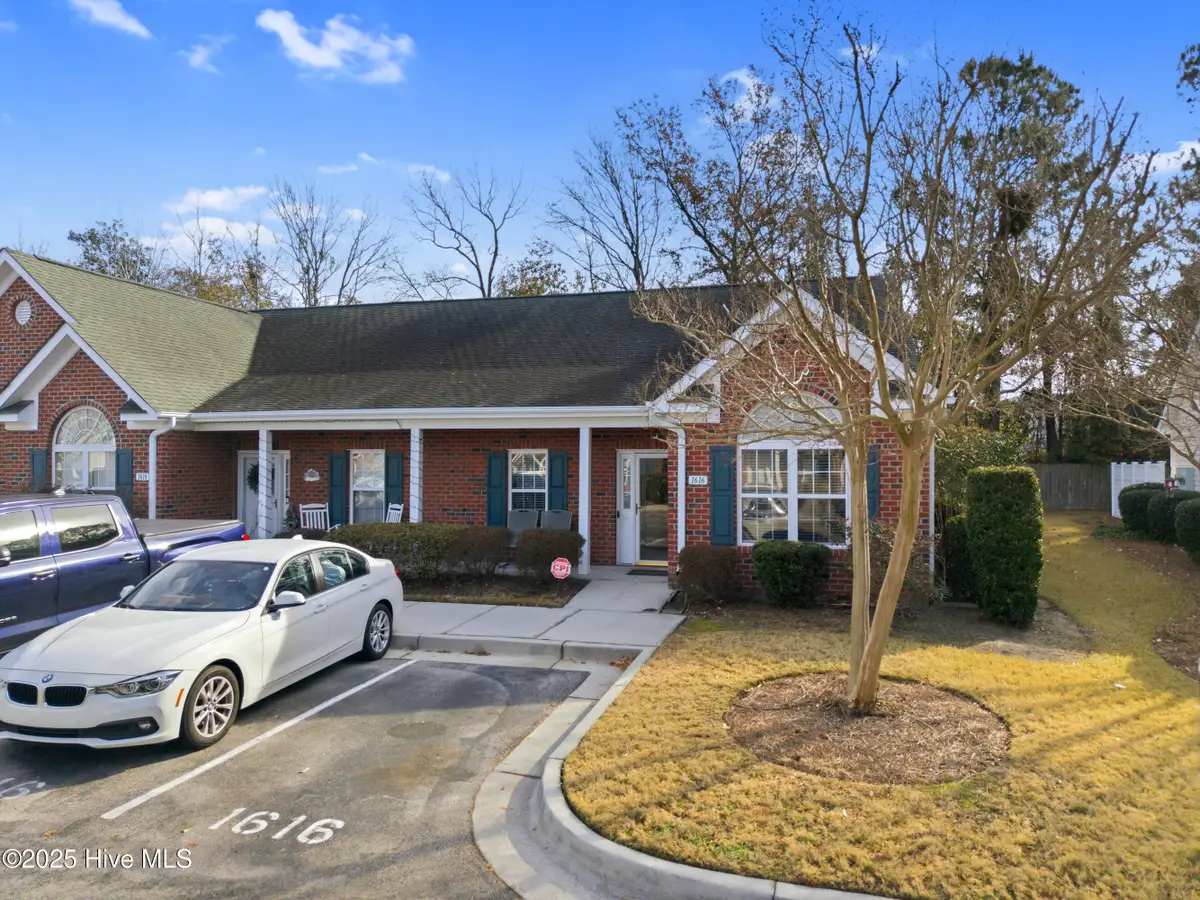 1616 Honeybee Lane, Wilmington, NC 28412 - Image #1