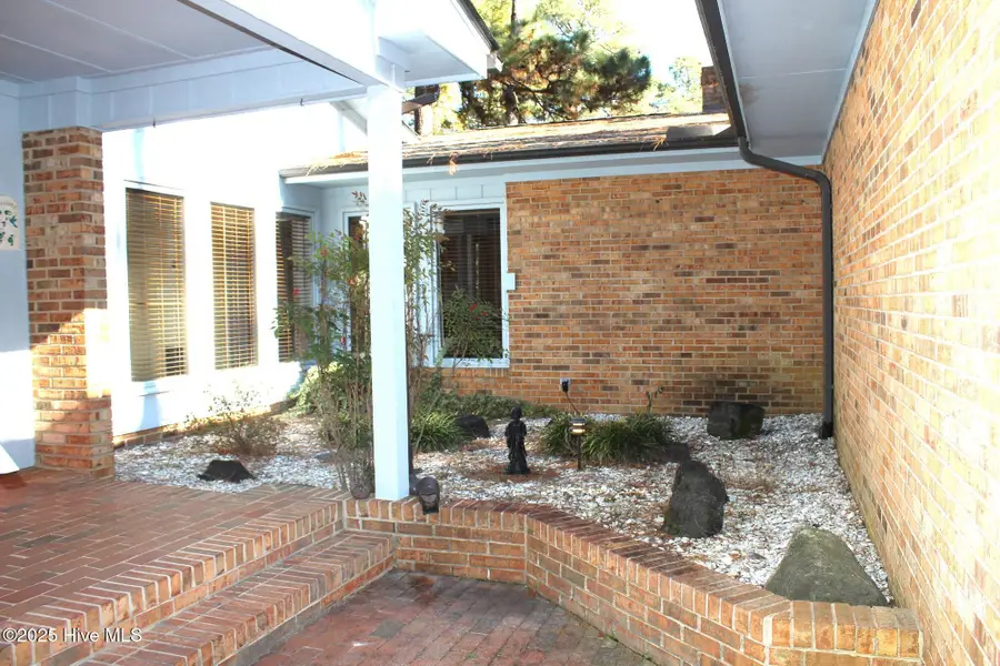 36 Birdie Drive, Whispering Pines, NC 28327 - Image #2