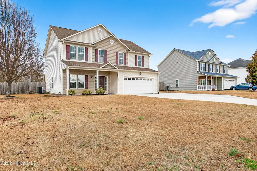 108 Woods Run Circle, Richlands, NC 28574 - Image #2