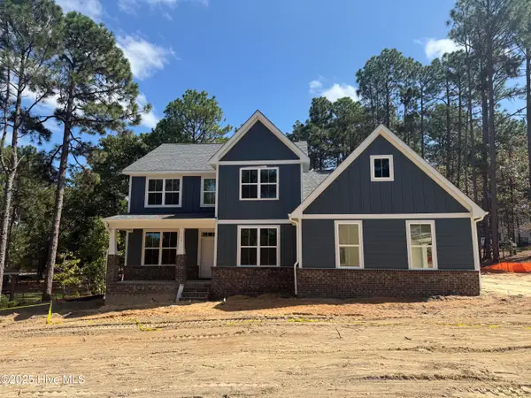 112 Callis Circle, West End, NC 27376