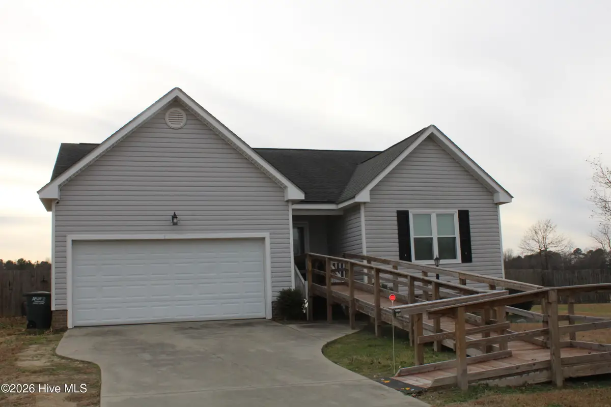 212 Sunridge Lane, Pikeville, NC 27863 - Image #1