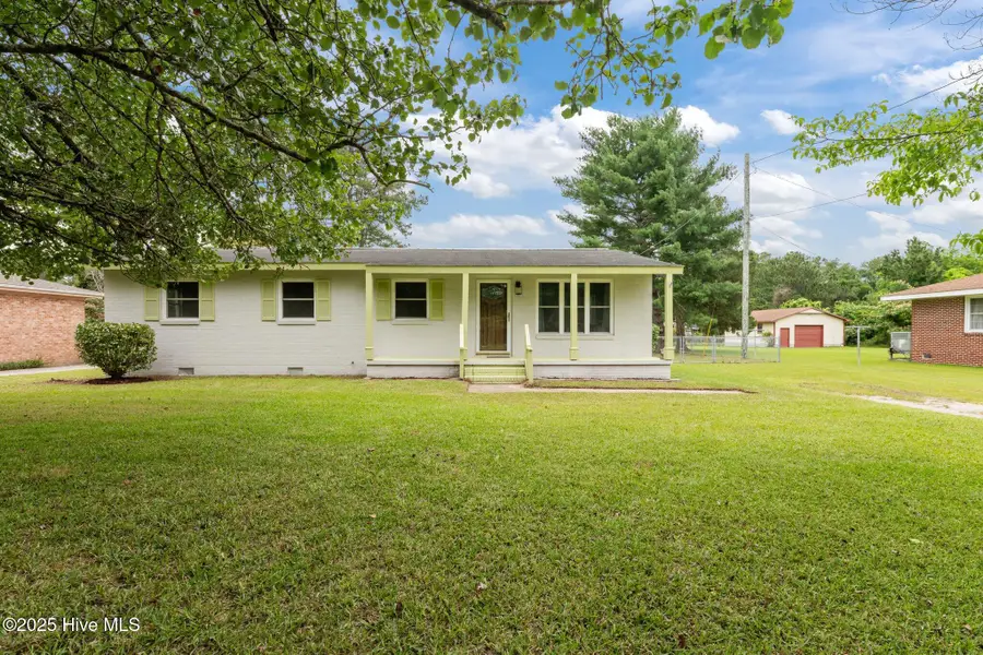 210 Glenburnie Drive, New Bern, NC 28560 - Image #2