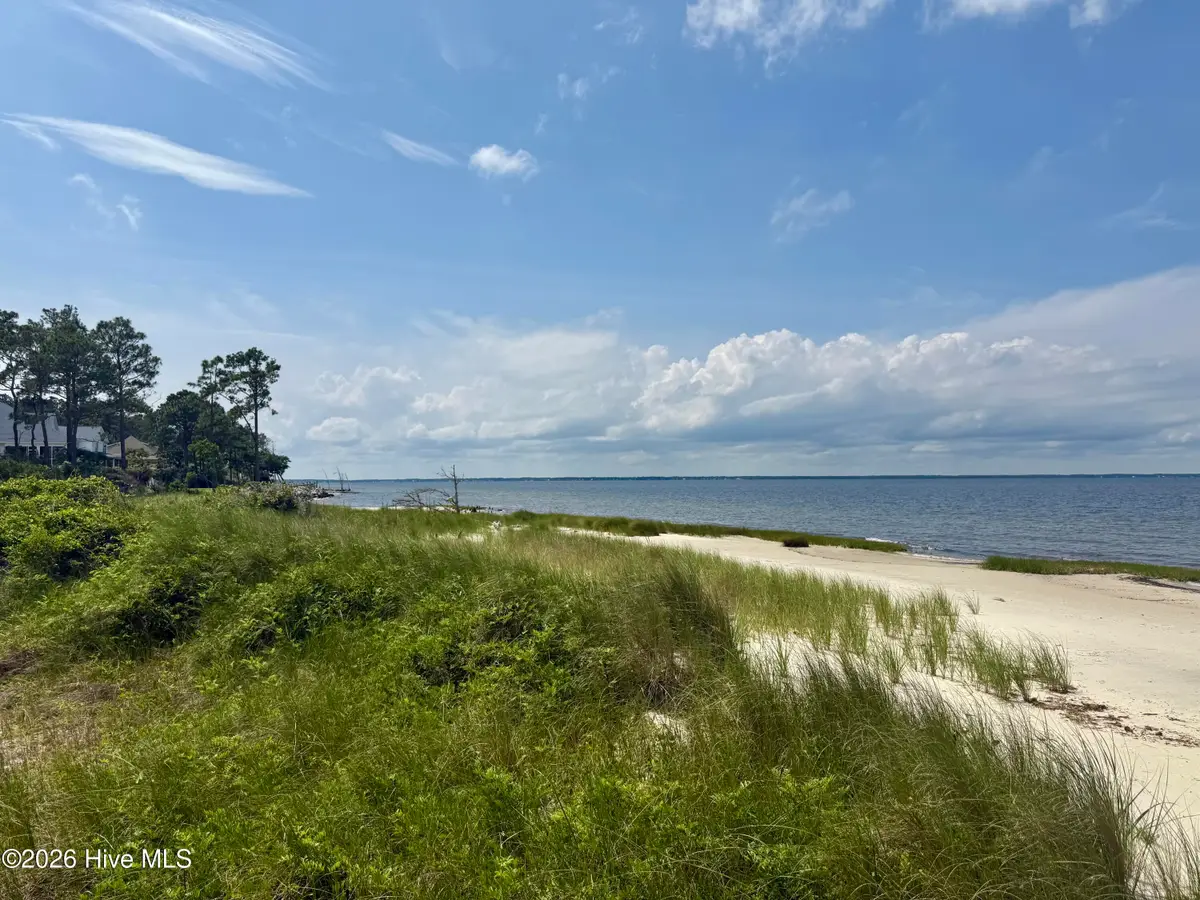 558 Sandy Point Drive, Beaufort, NC 28516 - Image #1