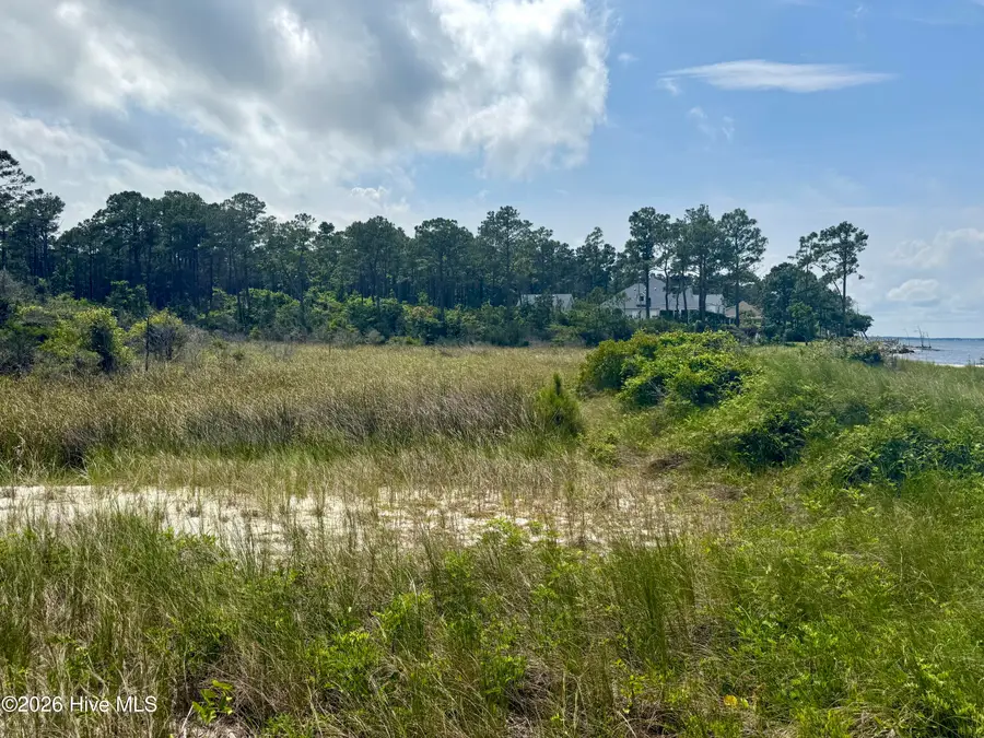 558 Sandy Point Drive, Beaufort, NC 28516 - Image #3