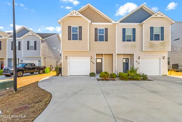 414 Vandemere Court, Holly Ridge, NC 28445