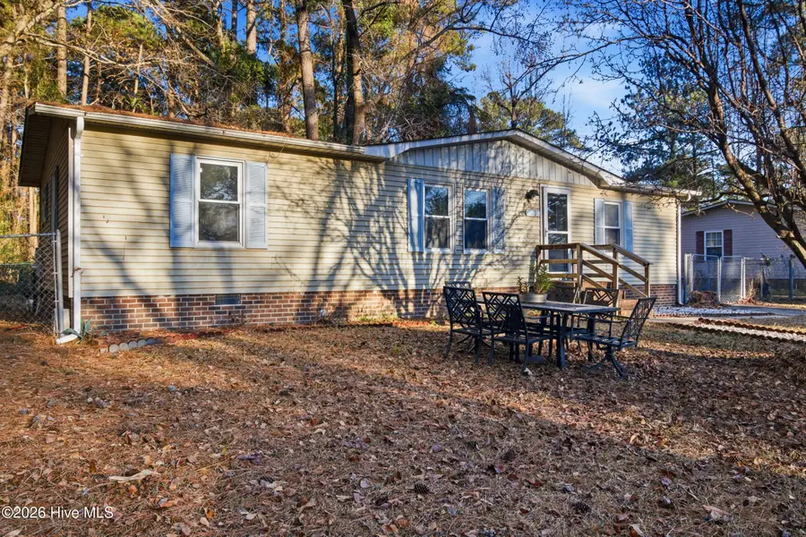 106 Paula Place, Jacksonville, NC 28540 - Image #2