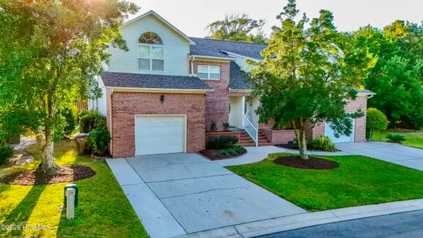 119 Lighthouse Drive, Carolina Beach, NC 28428