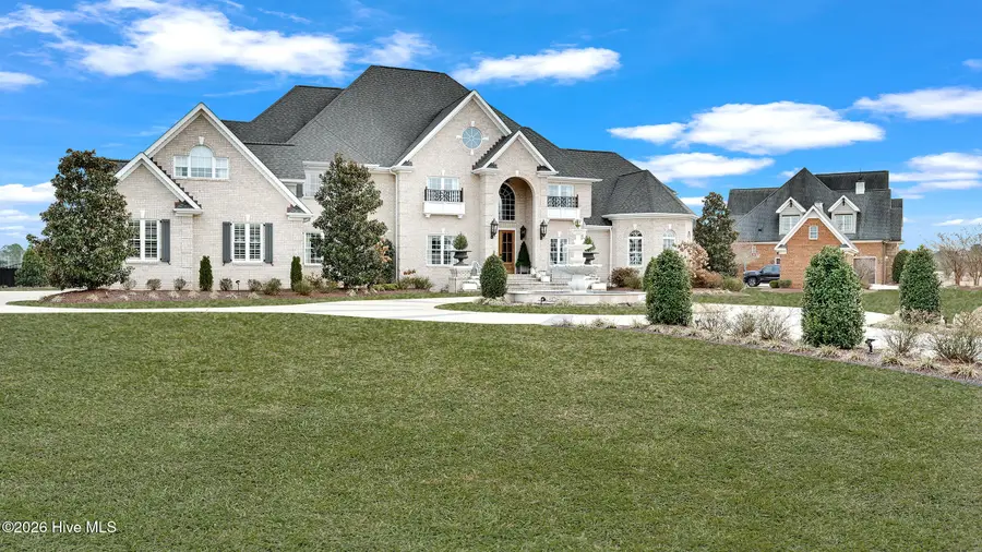1157 Autumn Lakes Drive, Grimesland, NC 27837 - Image #3