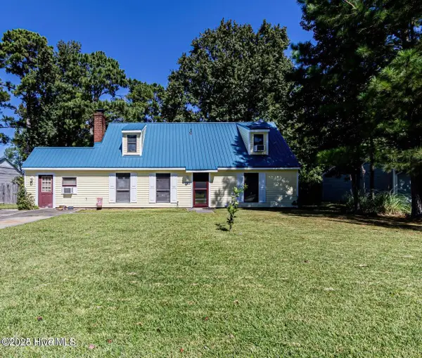 105 Woodside Court, Jacksonville, NC 28546