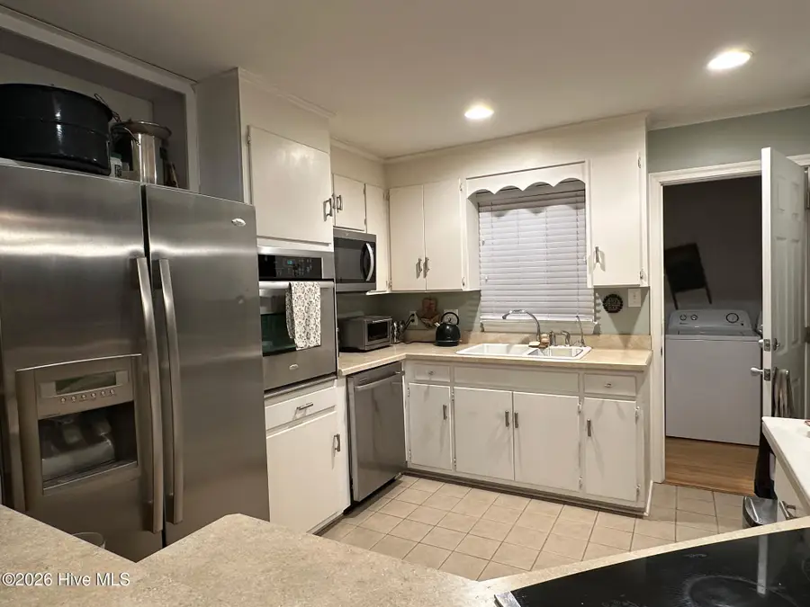 5002 Midyette Avenue, Morehead City, NC 28557 - Image #3